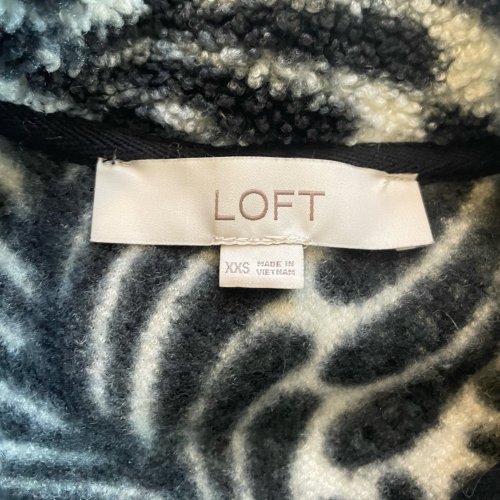 LOFT Black and Cream Fern Teddy Sweater - Picture 4 of 5